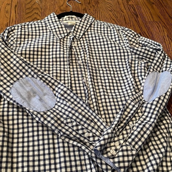 H&M Label of Graded Goods button down shirt - Picture 3 of 6